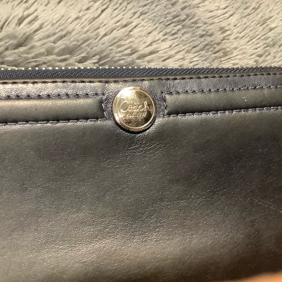 Vintage Coach metallic navy blue  leather wallet - Picture 3 of 11